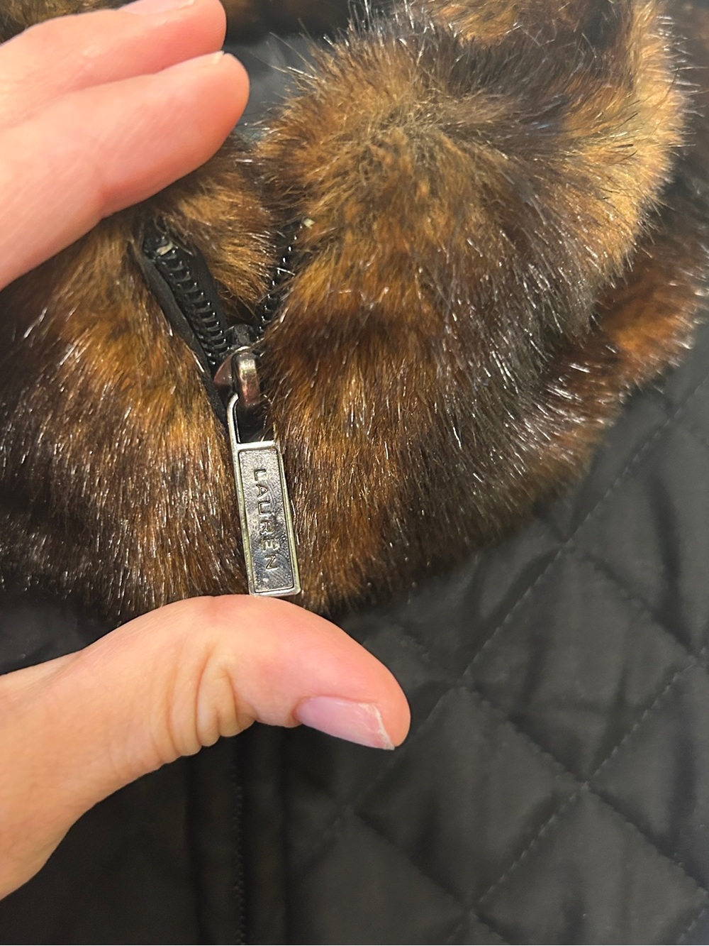 Ralph Lauren Quilted Black Vest with Faux Fur Collar - Picture 2 of 5